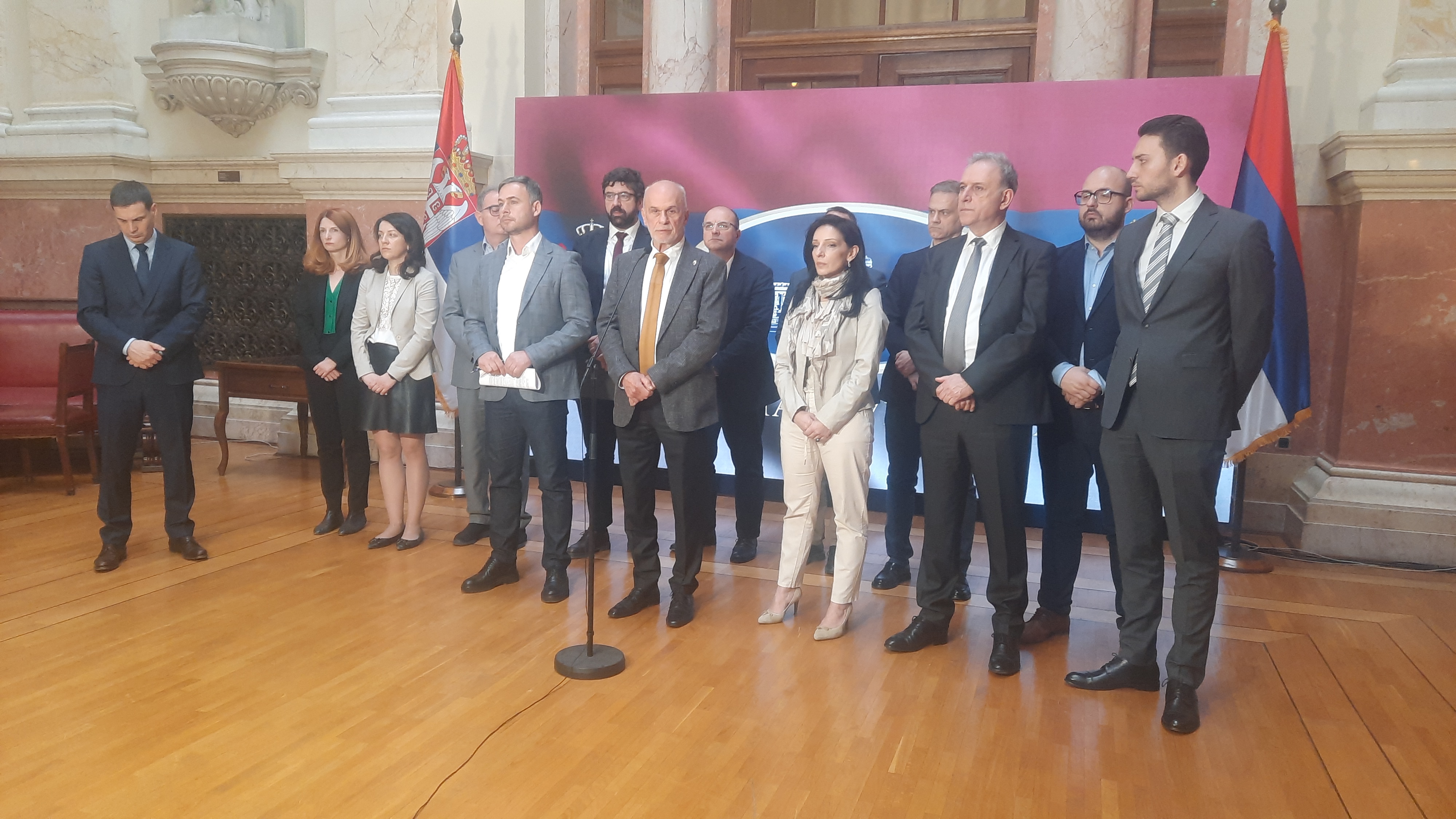 New election in Belgrade called for 2 June, opposition ready to boycott due to electoral conditions